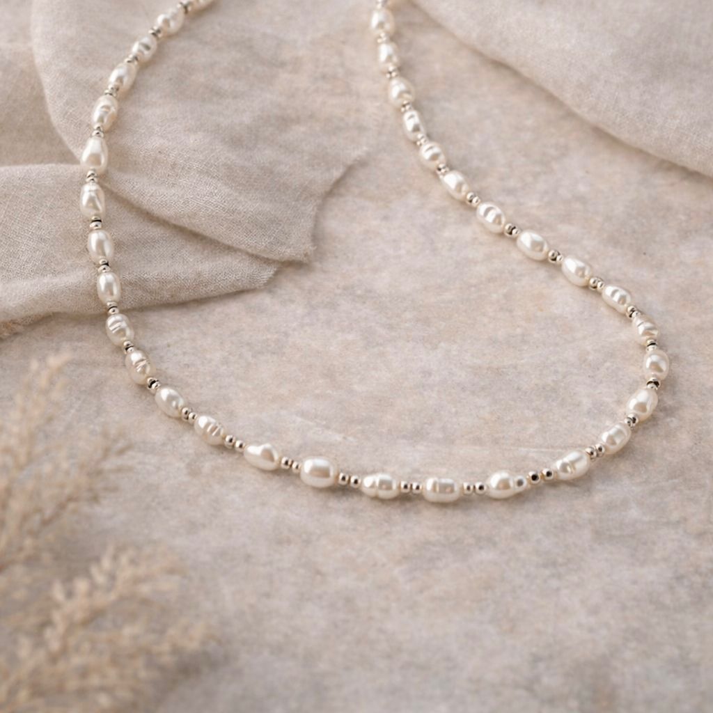 שרשרת פנינים כסופה